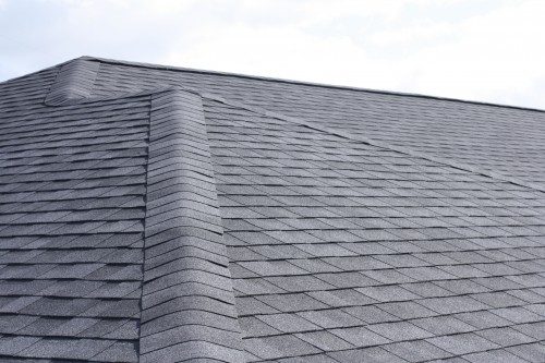 Our most popular style with rich depth and shadow lines Thick architectural laminated shingles texture
